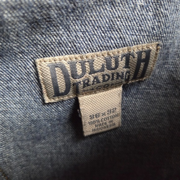 Duluth Trading Jeans Mens 36x32 (34x31) Blue Denim Workwear Distressed - Picture 9 of 14